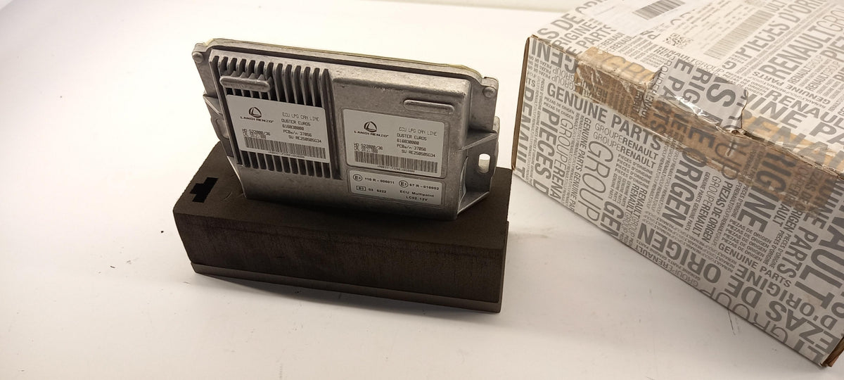Original OE RENAULT Motorsteuergerät 237101876R