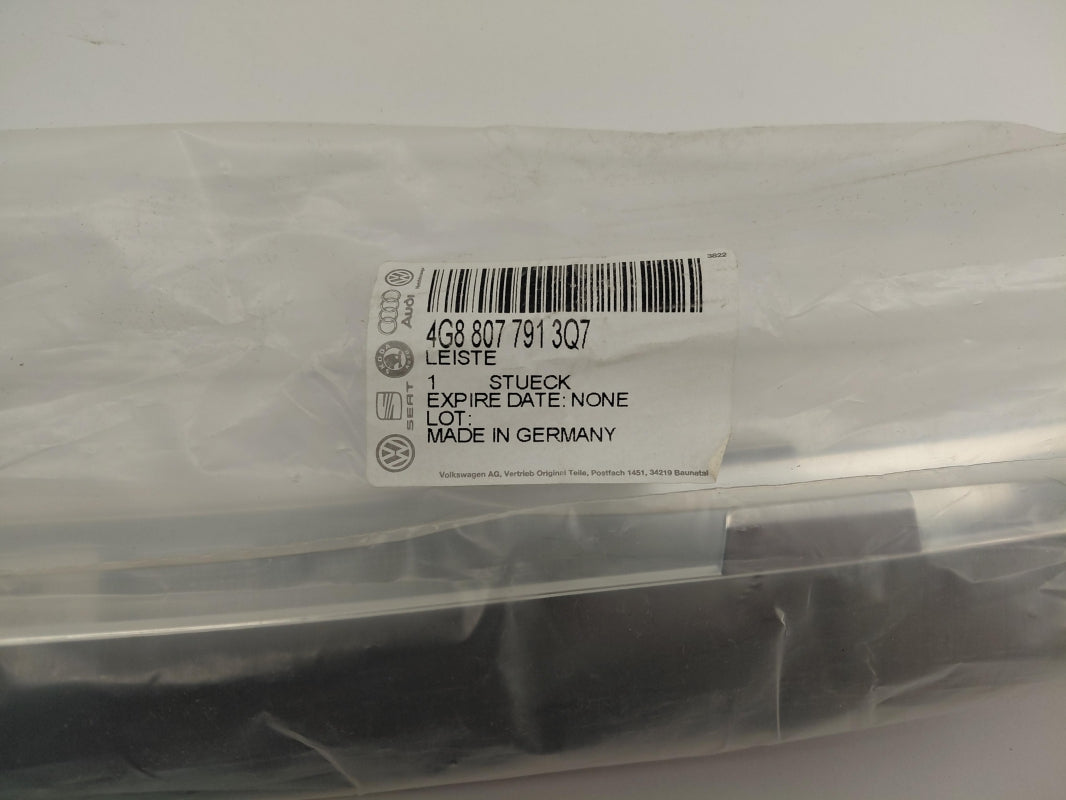 Original OE Volkswagen Stoßstangen Zierleiste 4G88077913Q7