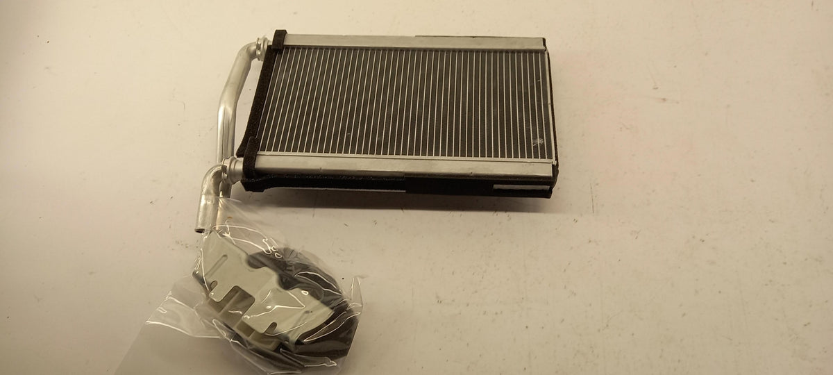 Original OE MITSUBISHI Innenraumheizung Wärmetauscher MR500659