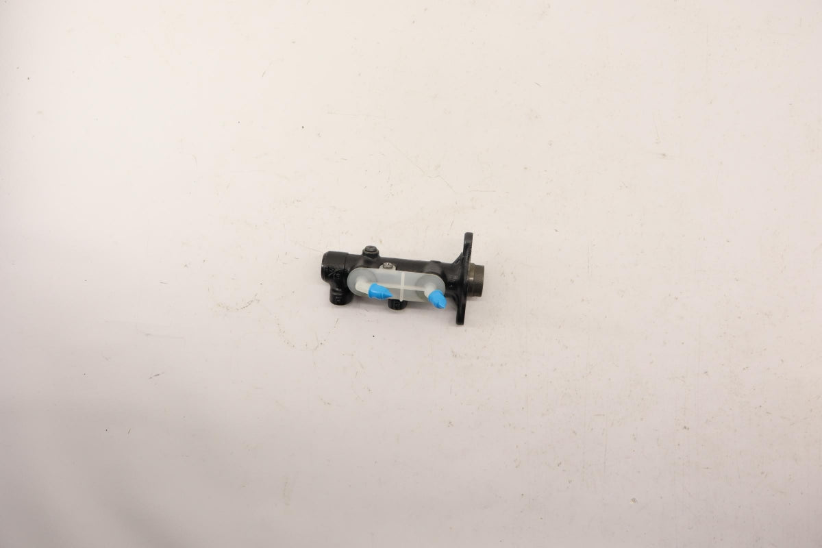 Original OE MITSUBISHI Hauptbremszylinder MB407578