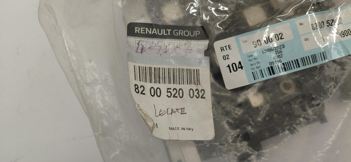 Original OE RENAULT Sicherungshalter 8200520032