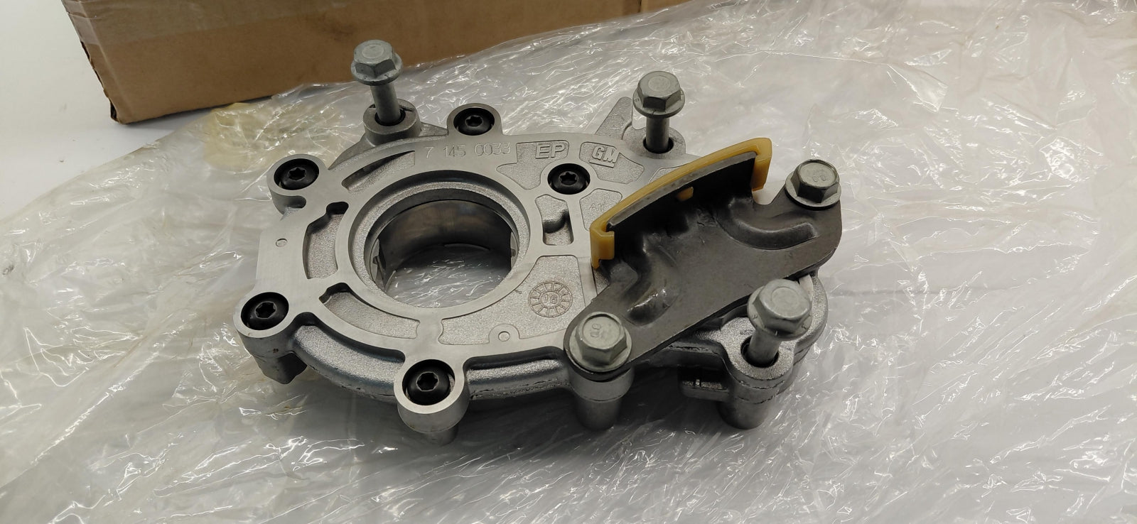 Original OE OPEL Ölpumpe 12640448