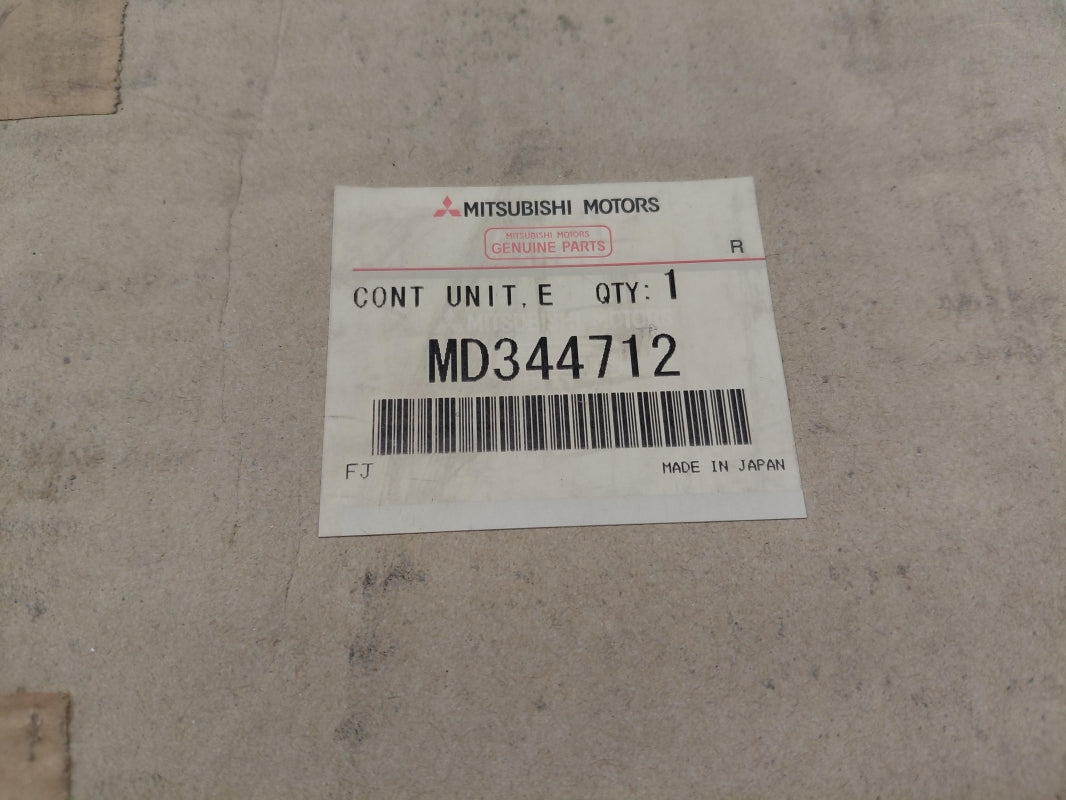 Original OE MITSUBISHI Steuergerät MD344712