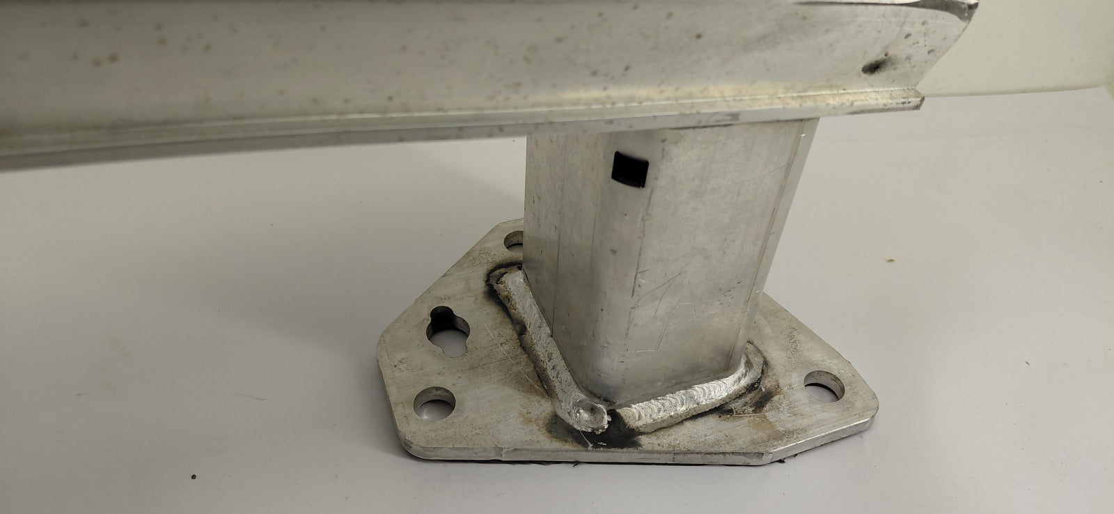 Original OE Peugeot Stoßstangen Träger 9826430080