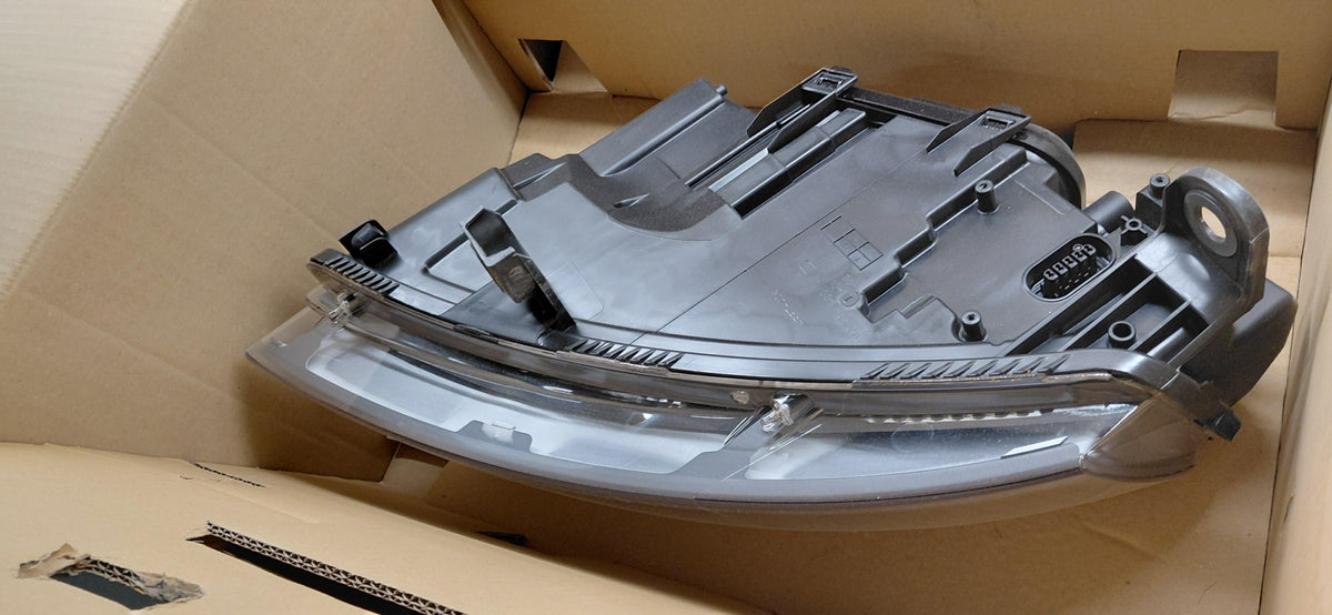 Original OE Volkswagen Scheinwerfer 4F0941030BF