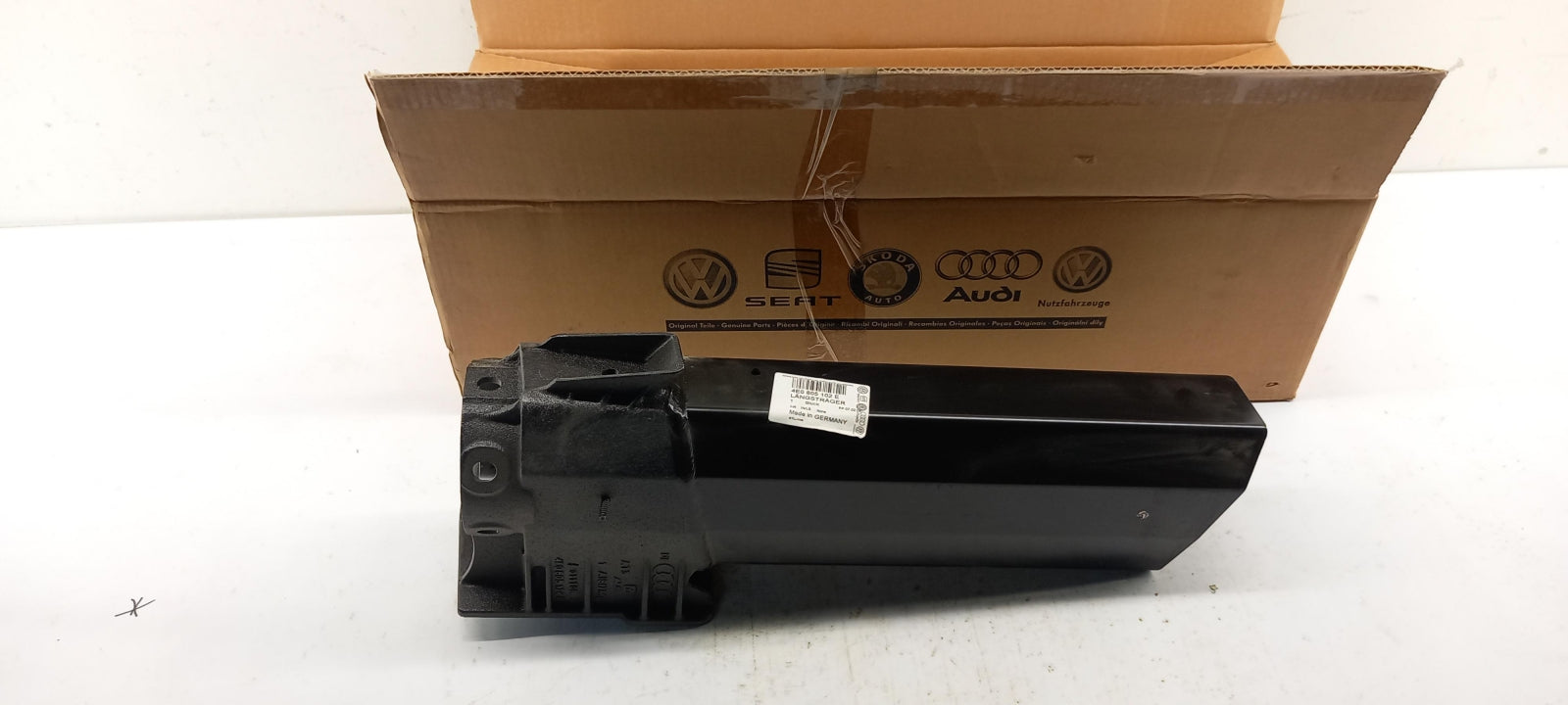 Original AUDI A8/S8 4E Längsträger Seitenverstärkung vorne rechts 4E0805101E