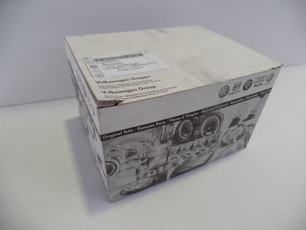 Original VW Touareg 2003-2007 Bremsbeläge hinten 7L6698451