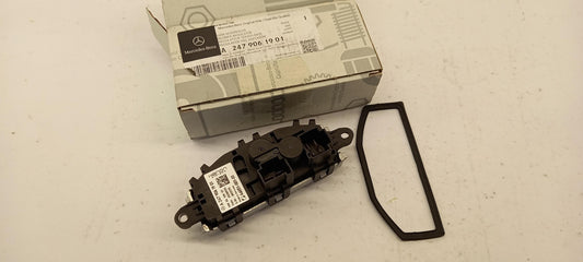Original OE MERCEDES-BENZ Heizungsgebläse Widerstand A2479061901