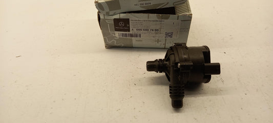 Original OE MERCEDES-BENZ Wasserpumpe A0005007600