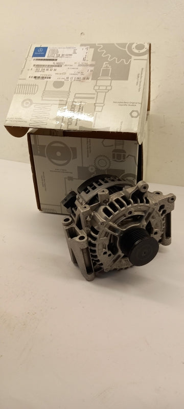 Original OE MERCEDES-BENZ Lichtmaschine A013154900280