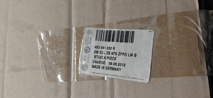 Original OE Volkswagen Scheinwerfer 4E0941030R