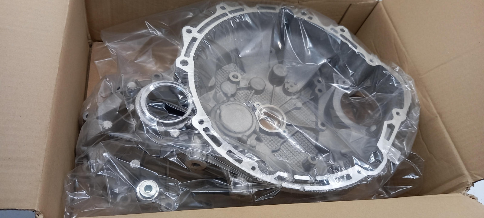 Original OE MITSUBISHI Schaltgetriebe Gehäuse 2960A175