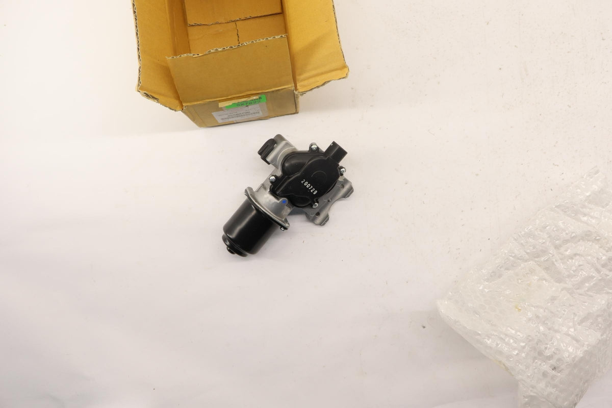 Original OE MITSUBISHI Wischermotor 8250A790