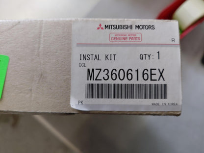 Original OE MITSUBISHI Reparatursatz MZ360616EX