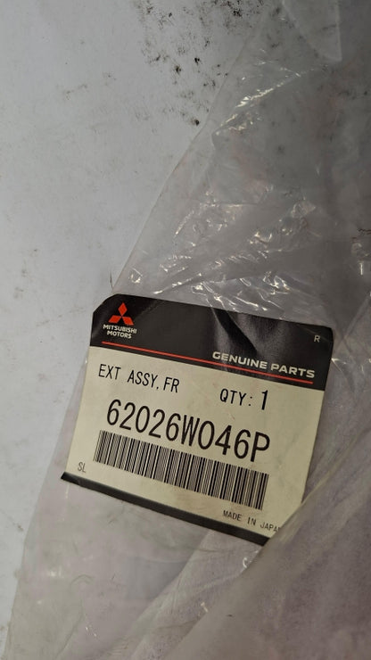 Original OE MITSUBISHI Stoßfängerabdeckung 62026W046P