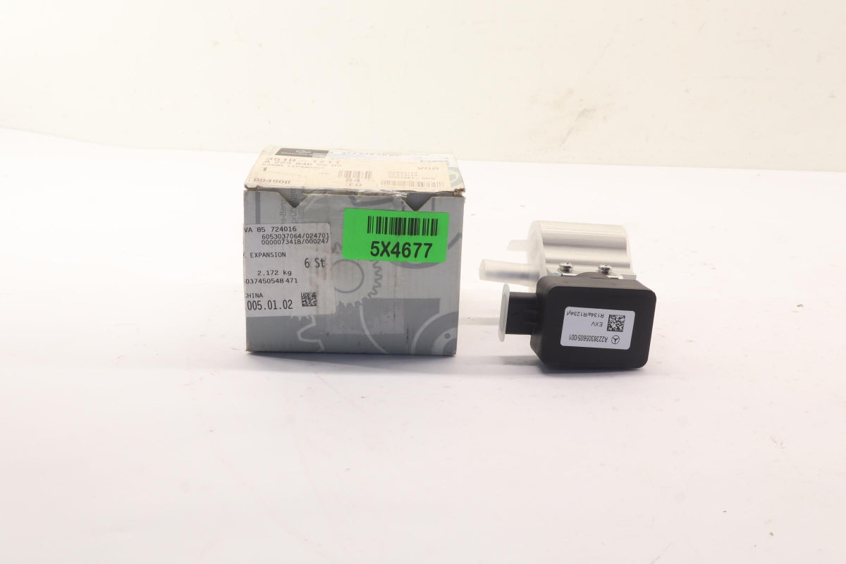 Original OE MERCEDES-BENZ A2238305605