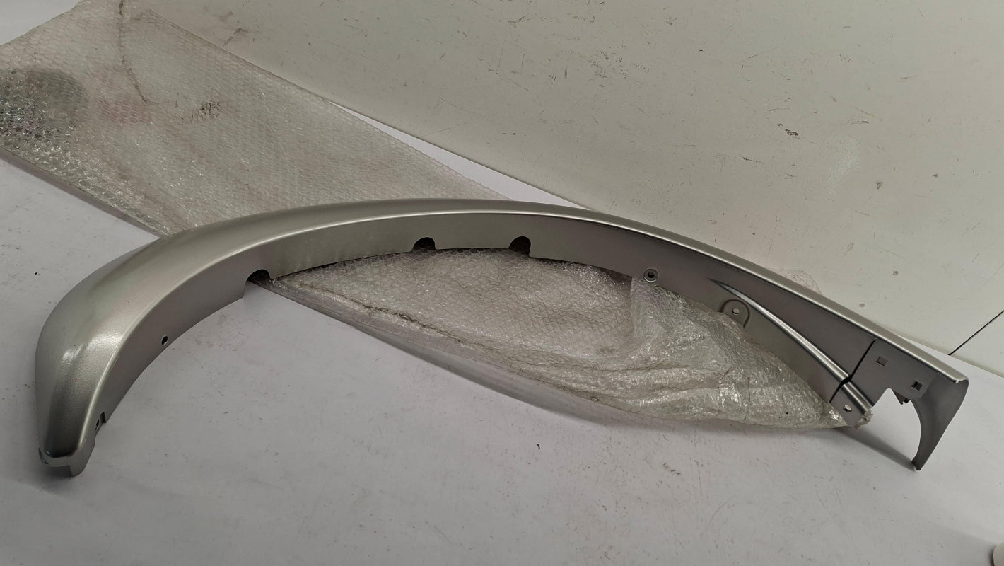 Original OE MITSUBISHI Kotflügel Zierleiste MN161693