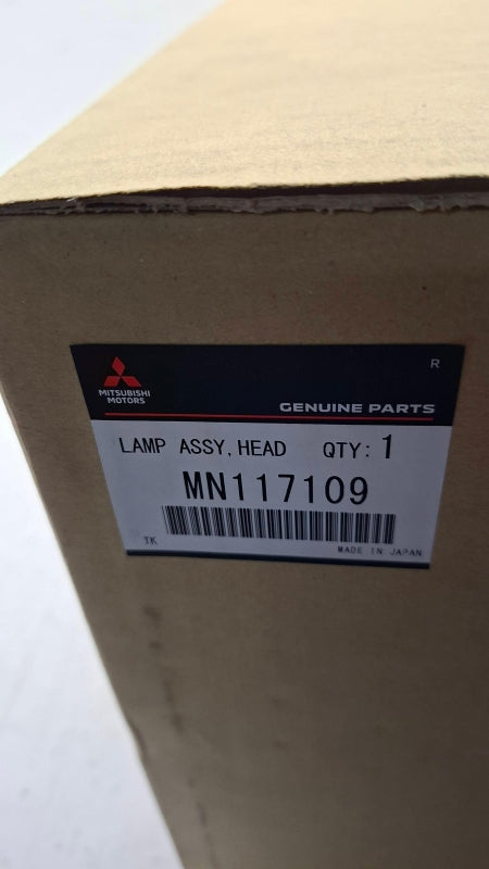 Original OE MITSUBISHI Scheinwerfer MN117109