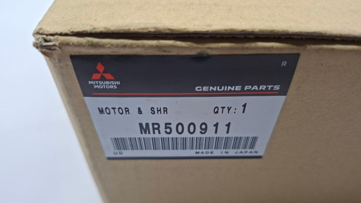 Original OE MITSUBISHI Klimakondensator Lüfter MR500911