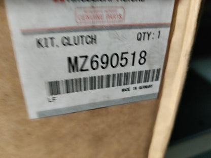 Original OE MITSUBISHI Kupplungssatz MZ690518