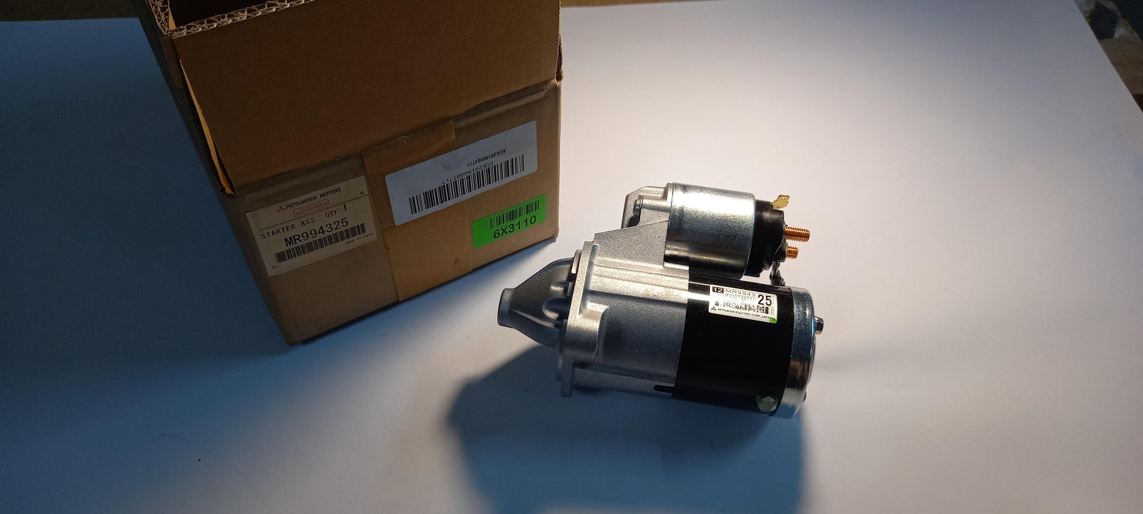 Original OE MITSUBISHI Anlasser MR994325