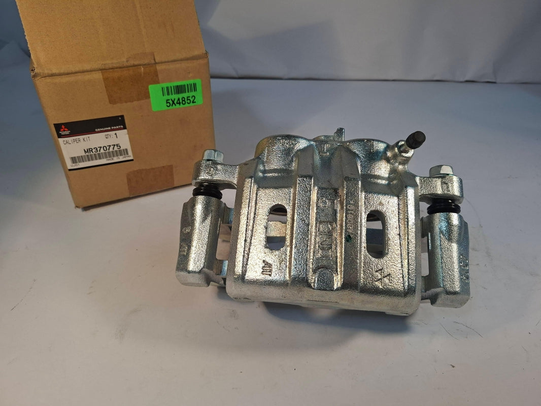 Original OE MITSUBISHI Bremssattel MR370775