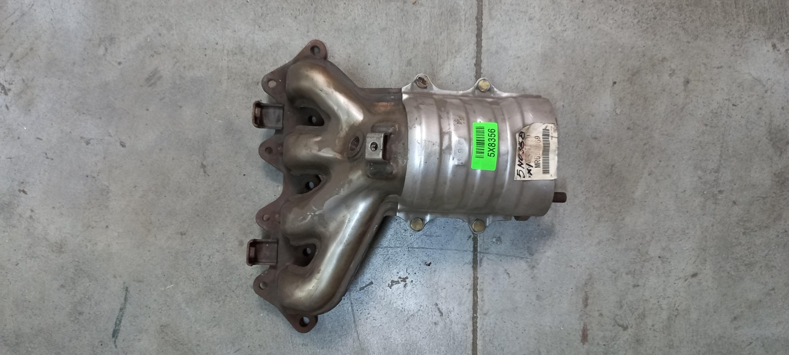 Original OE MITSUBISHI Katalysator MR552469