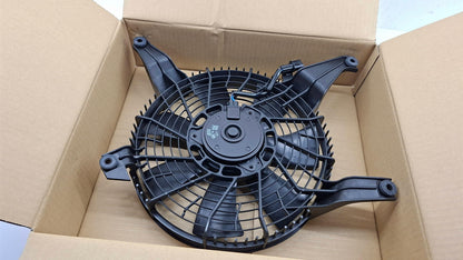 Original OE MITSUBISHI Klimakondensator Lüfter MR500911