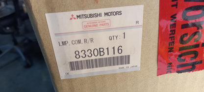 Original OE MITSUBISHI Heckleuchte 8330B116