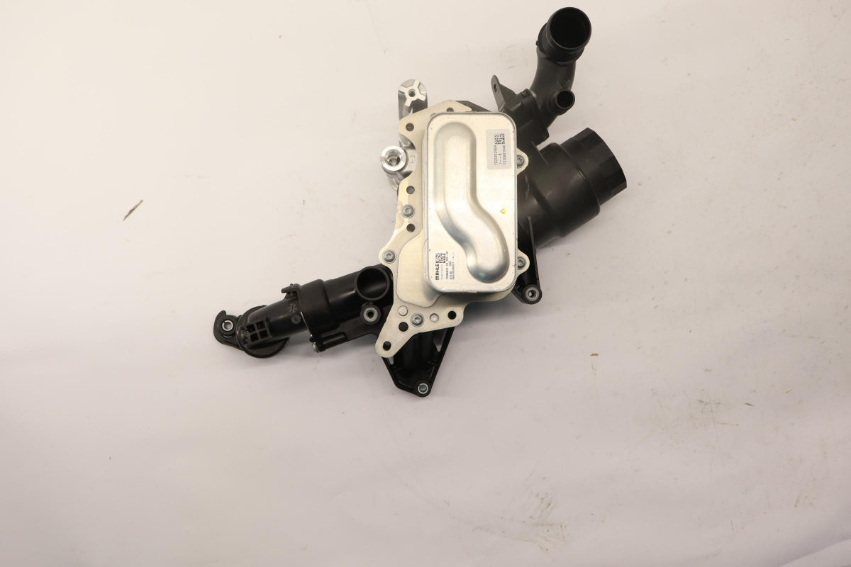 Original OE MERCEDES-BENZ Ölfiltergehäuse A6221800700