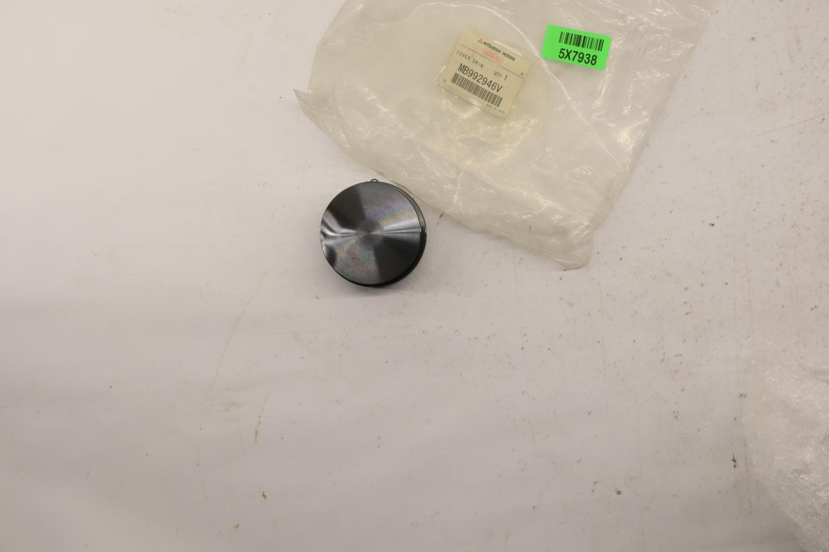 Original OE MITSUBISHI Ölablassschraube MB992946V