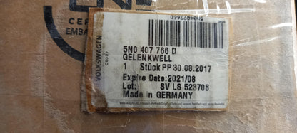 Original OE Volkswagen Antriebswelle 5N0407766D