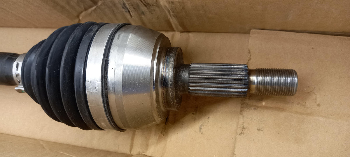 Original OE RENAULT Antriebswelle 391010737R