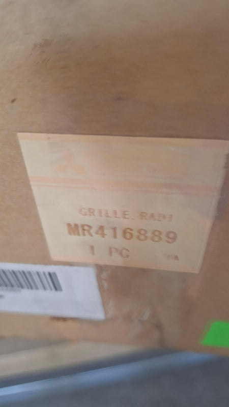 Original OE MITSUBISHI Kühlergitter MR416889