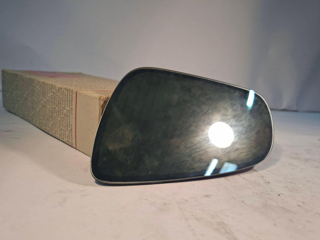 Original OE Volkswagen Außenspiegelglas 4E0857535H