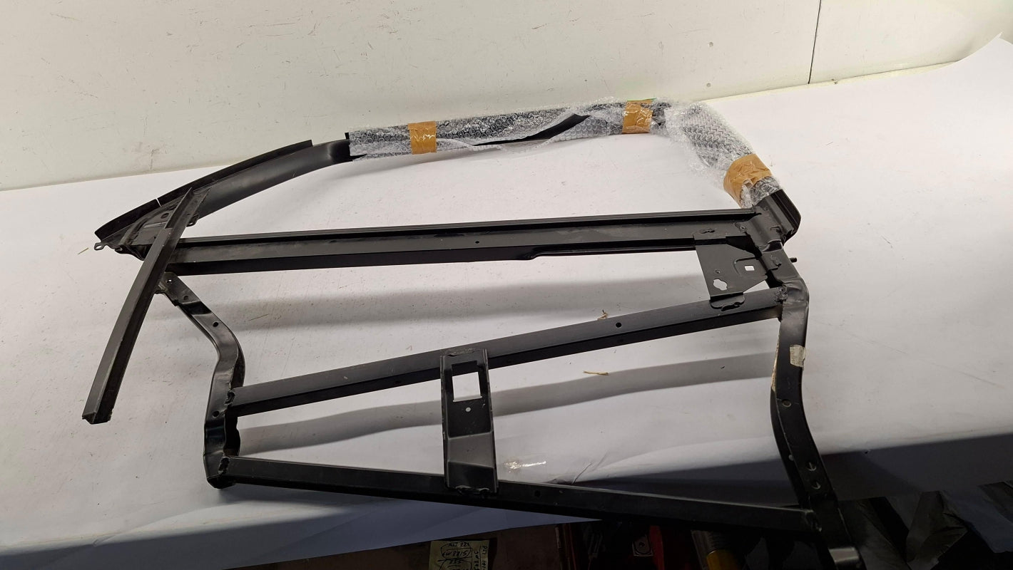 Original OE Volkswagen Fensterführungsschiene 4B5839754H03C