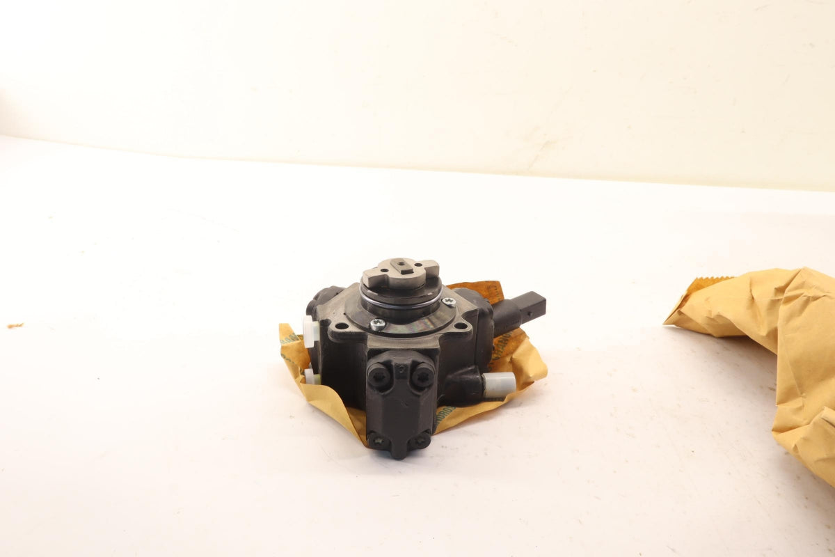 Original OE MERCEDES-BENZ Einspritzpumpe A61107007010080