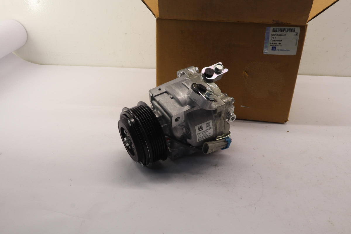 Original OE OPEL Klimakompressor 95523440