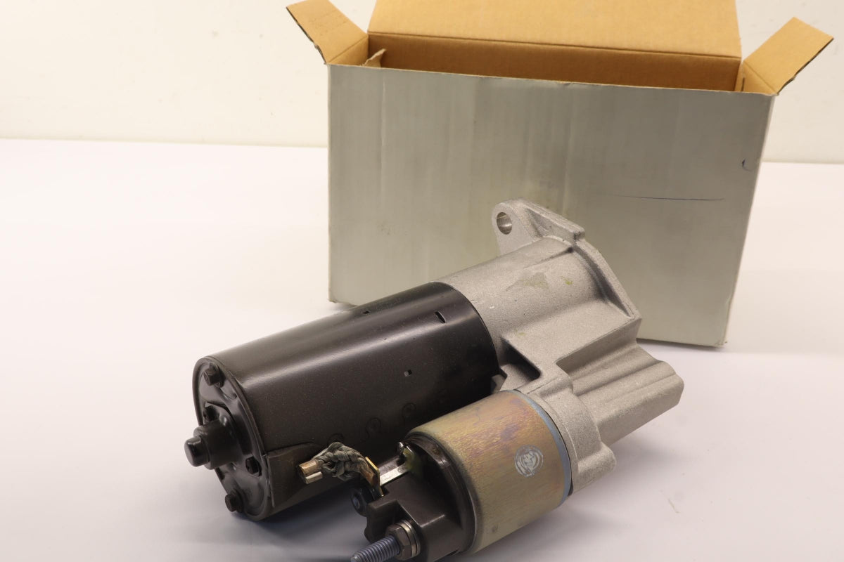 Original OE Volkswagen Anlasser 012911023FX