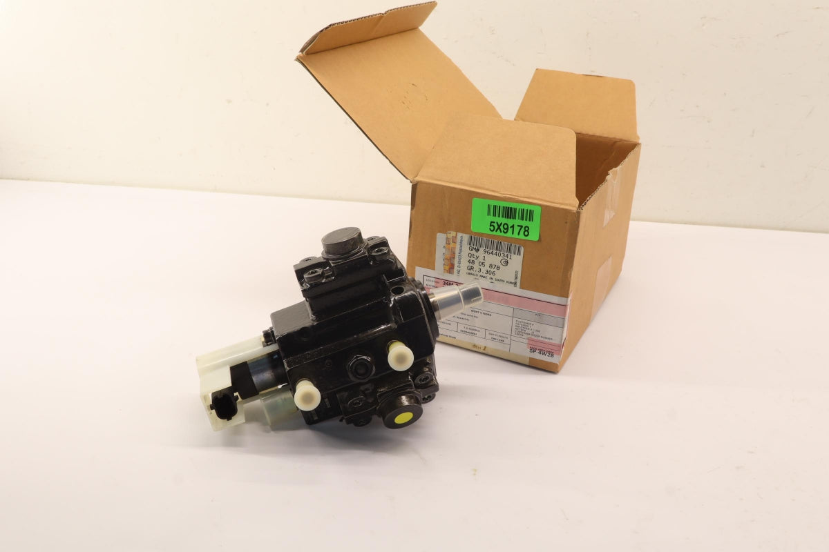 Original OE OPEL Einspritzpumpe 96440341