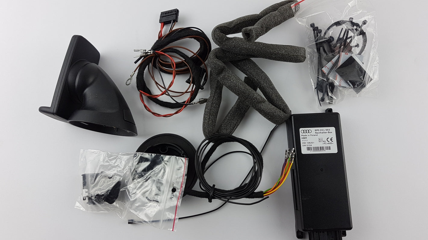 Original AUDI A3 II RS3 Einbausatz für Navigationssystem 8P0051259