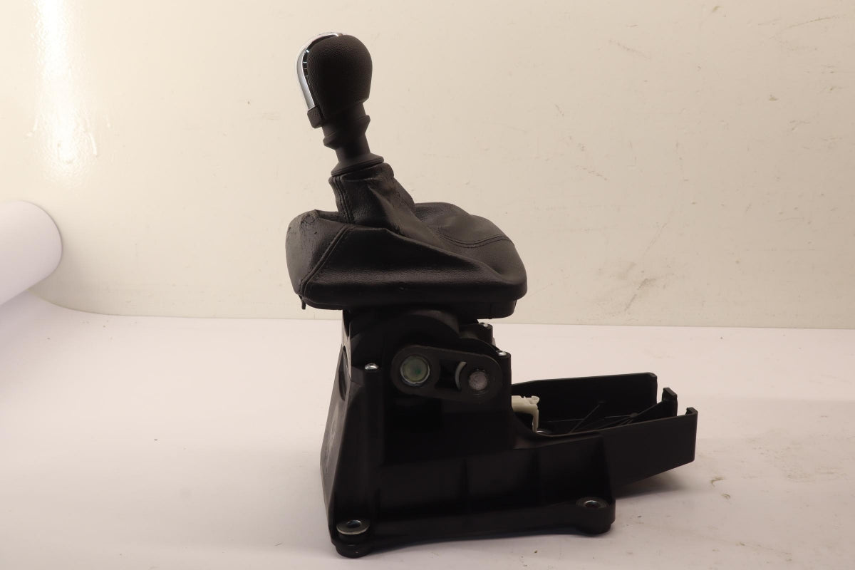 Original OE SUZUKI Schalthebel 2810084E00000
