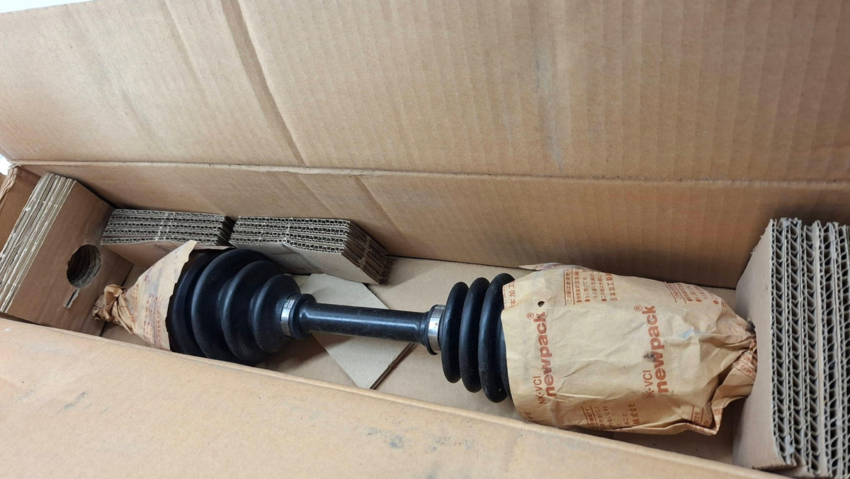 Original OE NISSAN Antriebswelle 391010M900