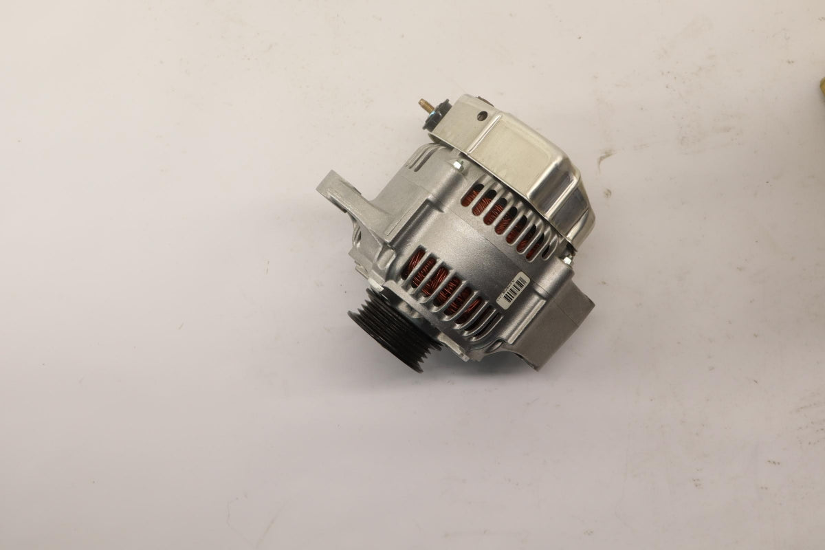 Original OE SUZUKI Lichtmaschine 3140080G10000
