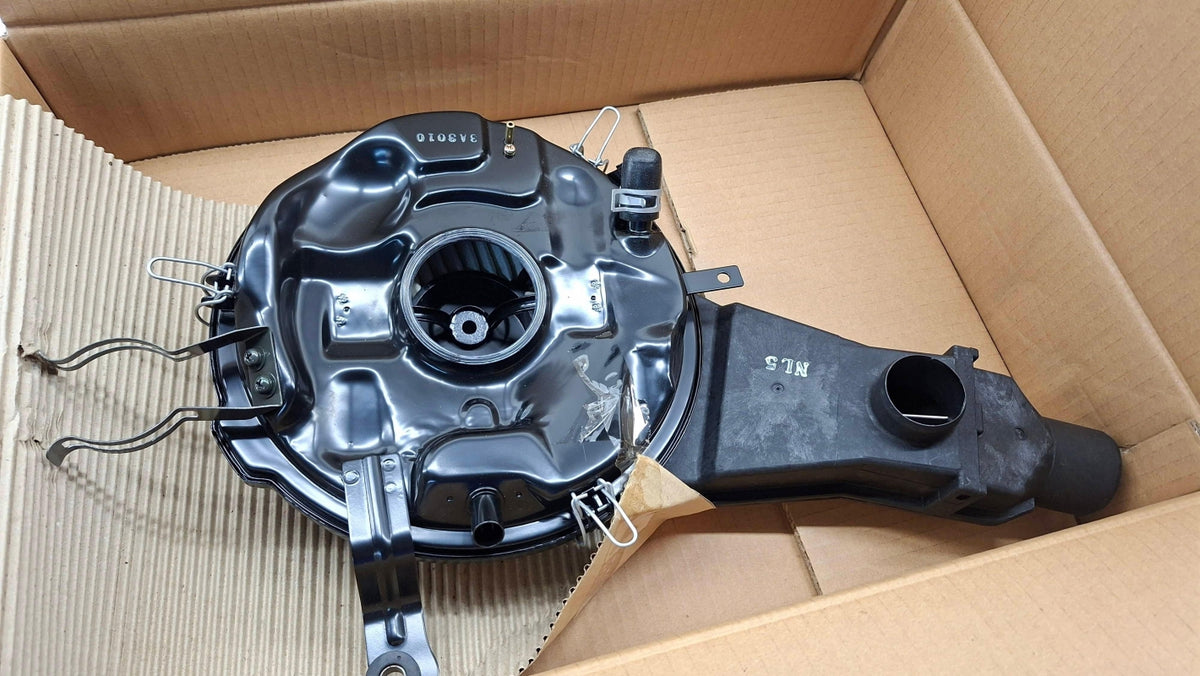 Original OE SUZUKI Luftfilter 1370062X50000
