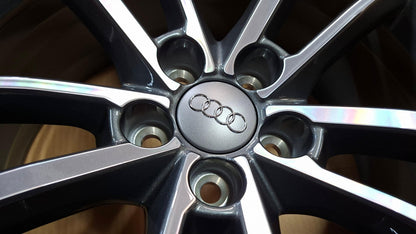 Original OE Volkswagen Felge 8X0071497BJG3