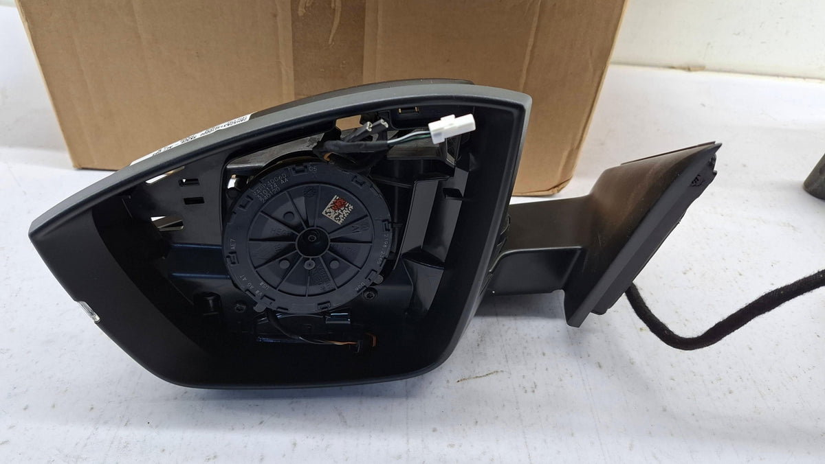 Original OE Volkswagen Außenspiegel Gehäuse 57B857507H