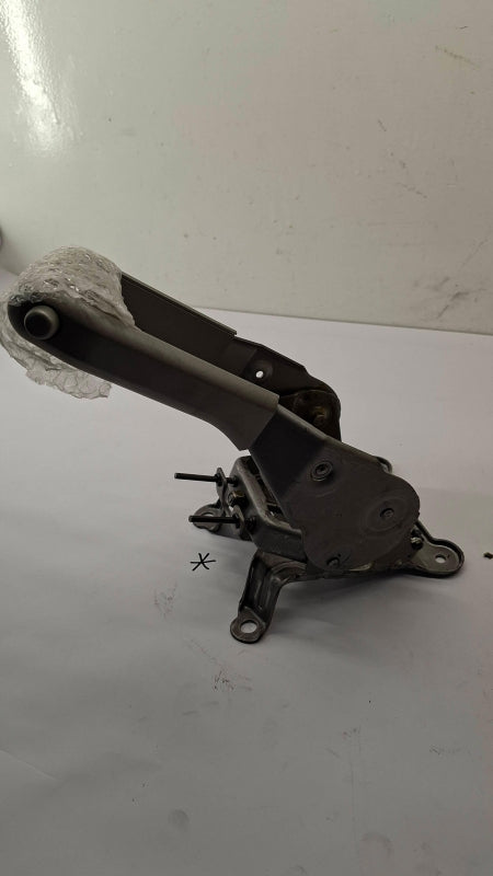 Original OE RENAULT Feststellbremse Handgriff 8200273005