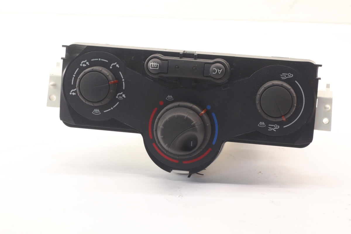 Original OE RENAULT Heizung Steuergerät 7701064234