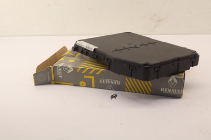 Original OE RENAULT Sicherungskasten 8200606829
